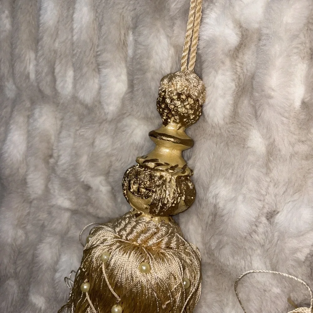 2 Tapestry Hanging Tassels Beaded Ornamental Moroccan Style Curtain Tie Backs